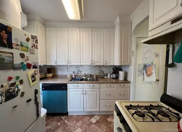 Brooklyn, NY 11210,1046 E 32nd ST