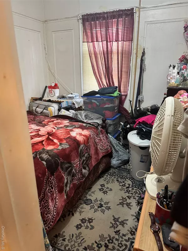 Jamaica, NY 11413,14612 226th ST