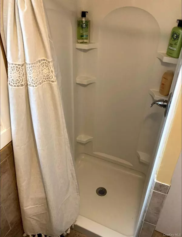 Cornwall, NY 12518,21 Derussey LN #17