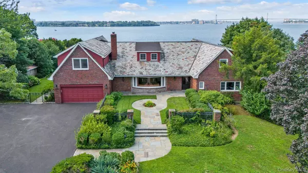 Kings Point, NY 11024,22 Martin CT