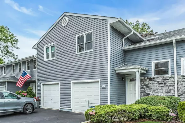 North Babylon, NY 11703,159 Alicia DR