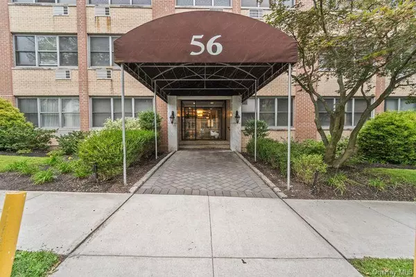 56 Doyer AVE #3D, White Plains, NY 10605