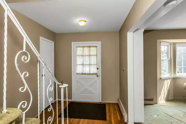 Wantagh, NY 11793,3462 Ella RD