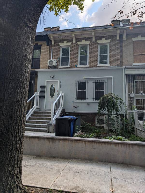2029 Strauss ST, Brooklyn, NY 11212