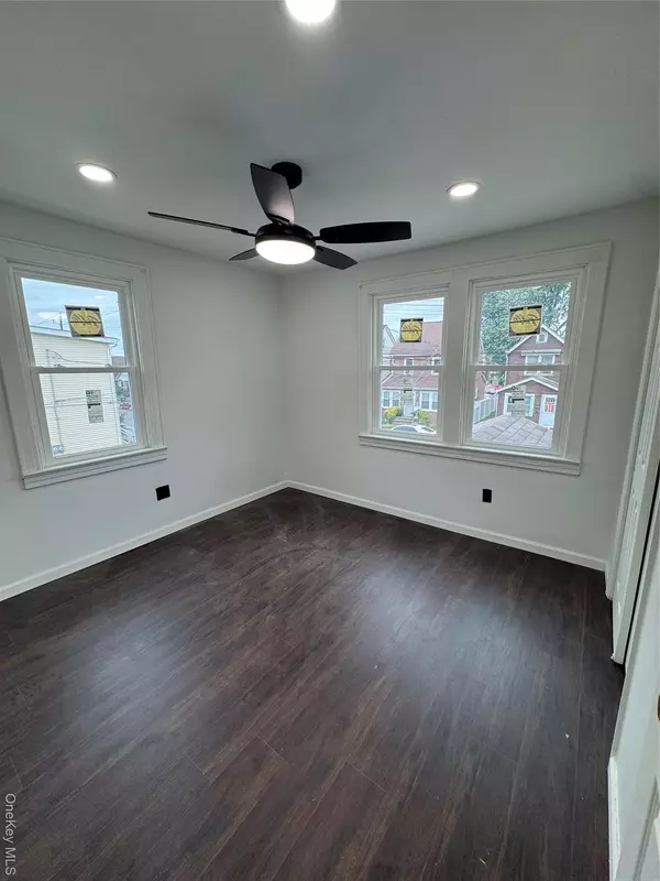 Saint Albans, NY 11412,Address not disclosed