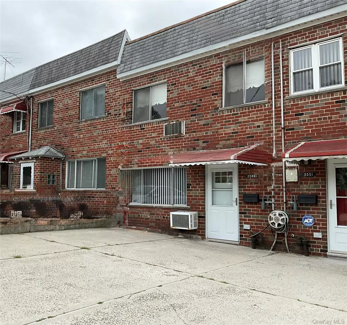 Bronx, NY 10475,3549 Ropes AVE