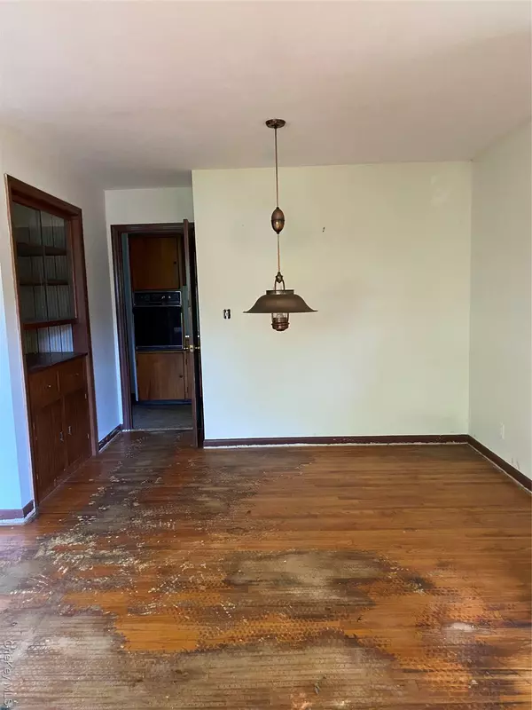 White Plains, NY 10603,135 Old Tarrytown RD