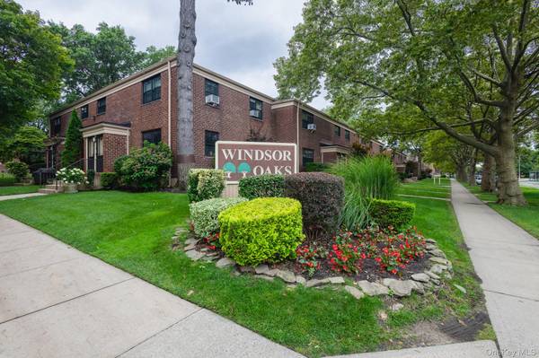 74-81 220th ST #094B1, Bayside, NY 11364