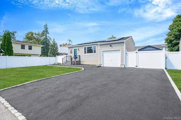 369 Columbus AVE, West Babylon, NY 11704