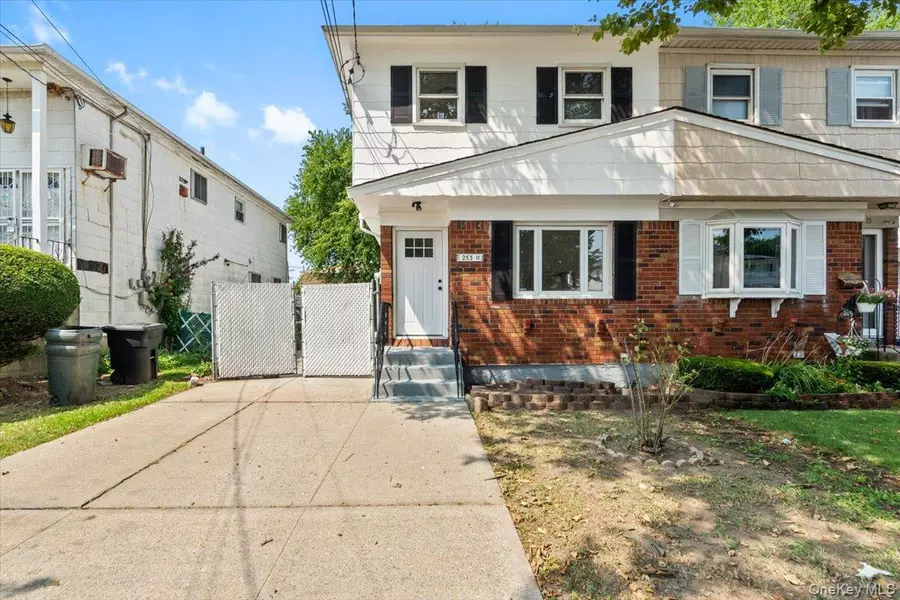 25311 147th RD, Rosedale, NY 11422