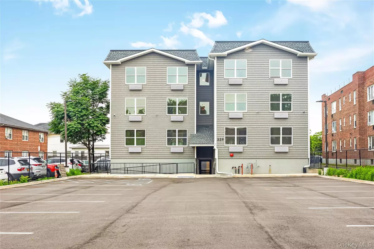 Hempstead, NY 11550,539 Front ST #1A