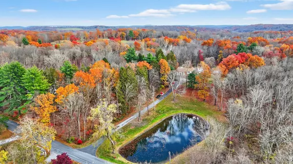 Hyde Park, NY 12538,412 Ruskey LN