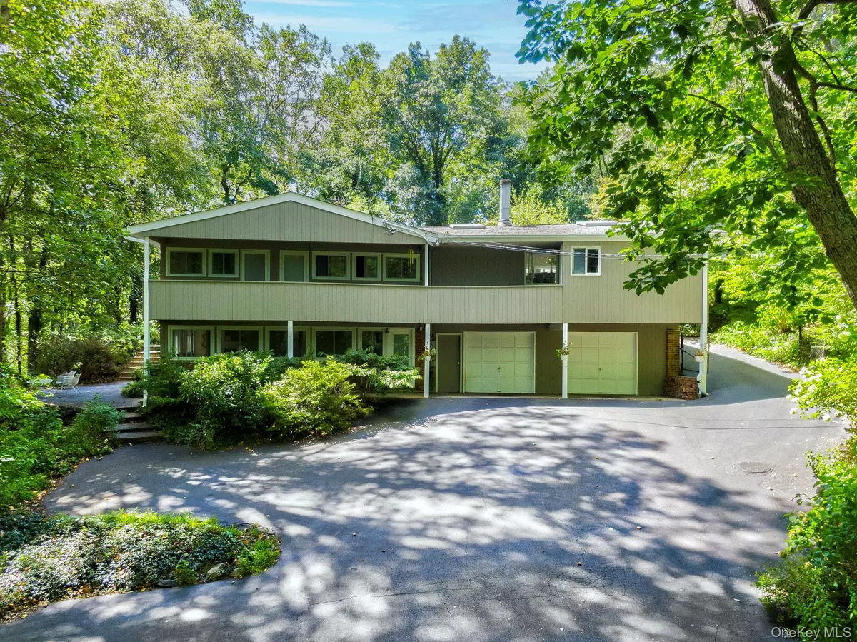 Oyster Bay Cove, NY 11771,29 Tiffany RD