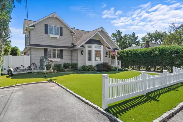 Amityville, NY 11701,24 Lebrun AVE