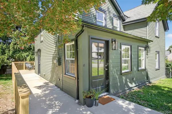 Beacon, NY 12508,15 William ST