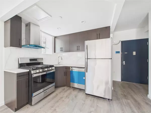 Rego Park, NY 11374,97-30 64th AVE #2C