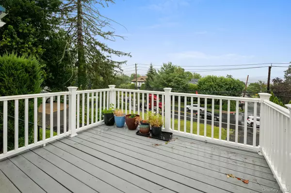 Tarrytown, NY 10591,144 S Broadway #Lower 1