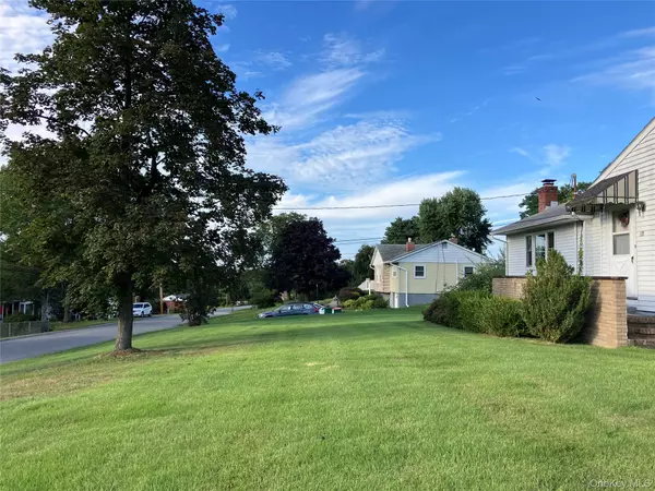 Fishkill, NY 12524,119 Cherrywood DR
