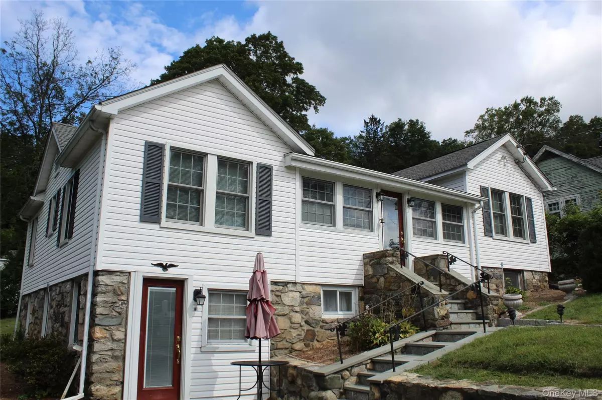 Lincolndale, NY 10541,20 Greenwood DR