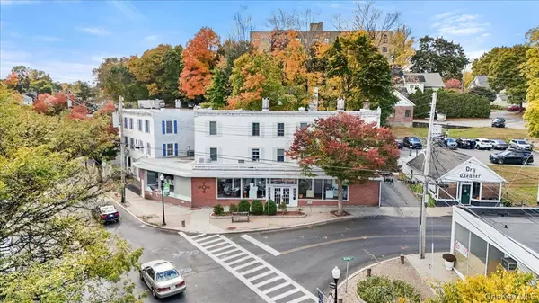 Mount Kisco, NY 10549,74 S Moger AVE