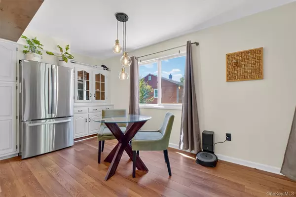 Beacon, NY 12508,1 Park LN