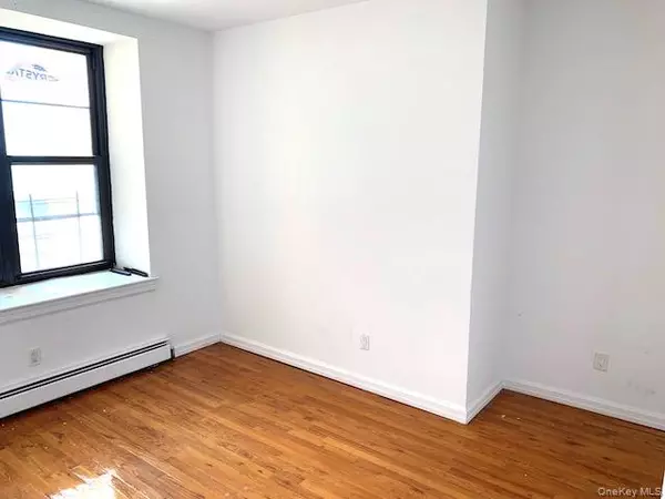 Long Beach, NY 11561,25 W Broadway #205