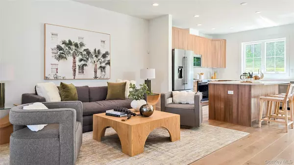 Carmel, NY 10512,4081 Fairways DR #141