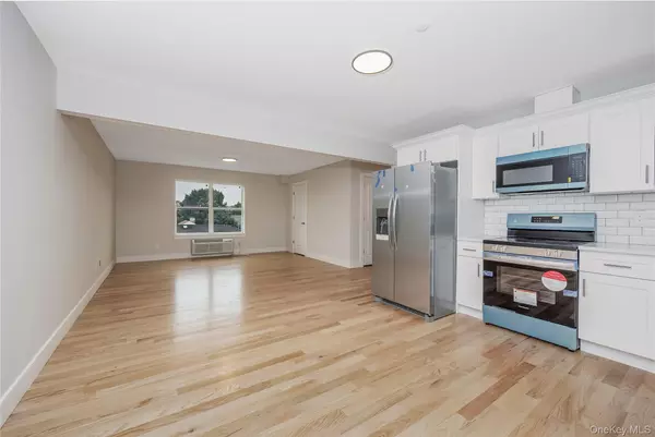 Hempstead, NY 11550,539 Front ST #1D