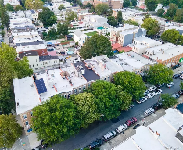 Brooklyn, NY 11208,255 Ridgewood AVE