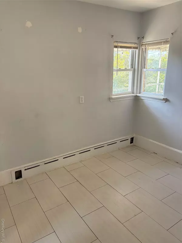 Long Beach, NY 11561,407 Park AVE ##2