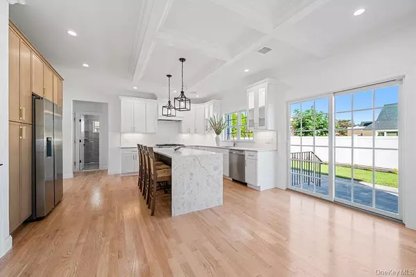 East Meadow, NY 11554,1890 Chester DR