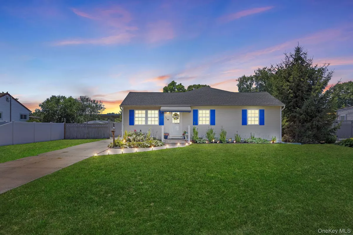 Bay Shore, NY 11706,132 Garden City ST