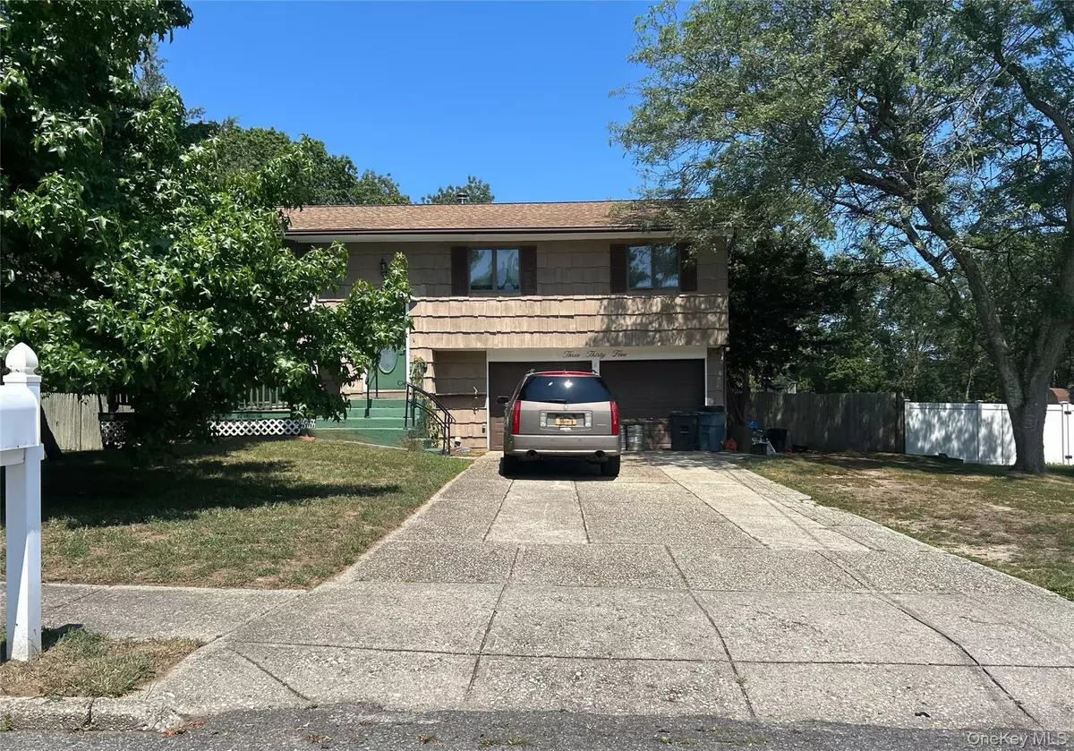 Islip Terrace, NY 11752,335 Babylon ST