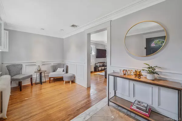 Patchogue, NY 11772,137 Carman ST