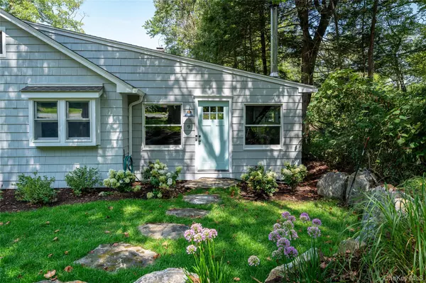 South Salem, NY 10590,9 S Shore DR