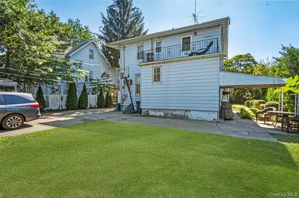 Kew Gardens, NY 11415,84-15 120th ST