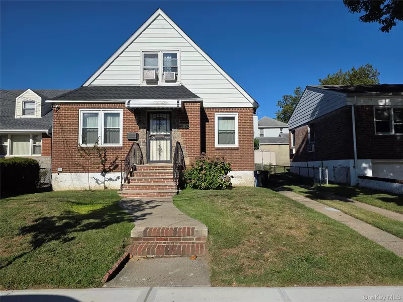 65-26 167th ST, Fresh Meadows, NY 11365