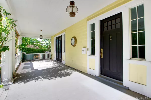 Garden City, NY 11530,92 6th ST
