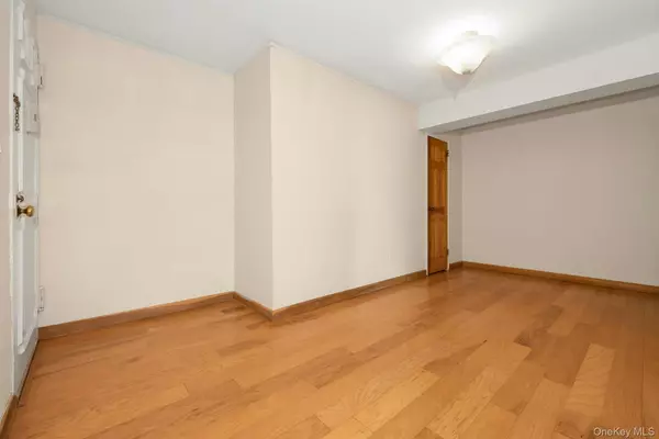 Nyack, NY 10960,103 Gedney ST #1M