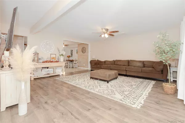 Bronx, NY 10464,396 King AVE