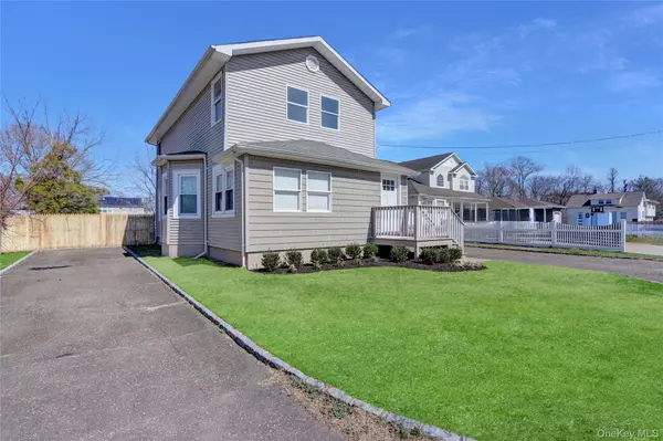 Islip Terrace, NY 11752,83 Fairview AVE