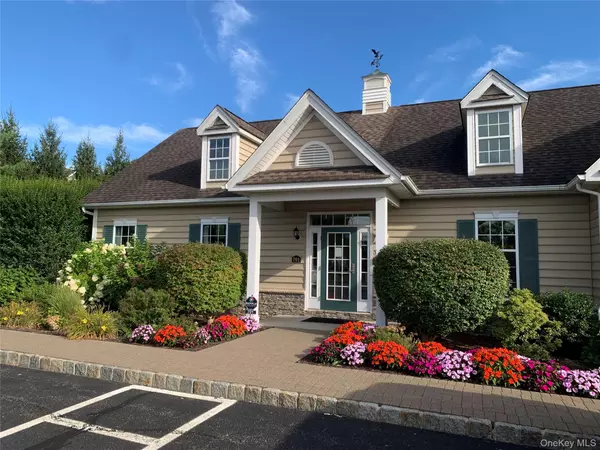 Fishkill, NY 12524,620 Creekside LN