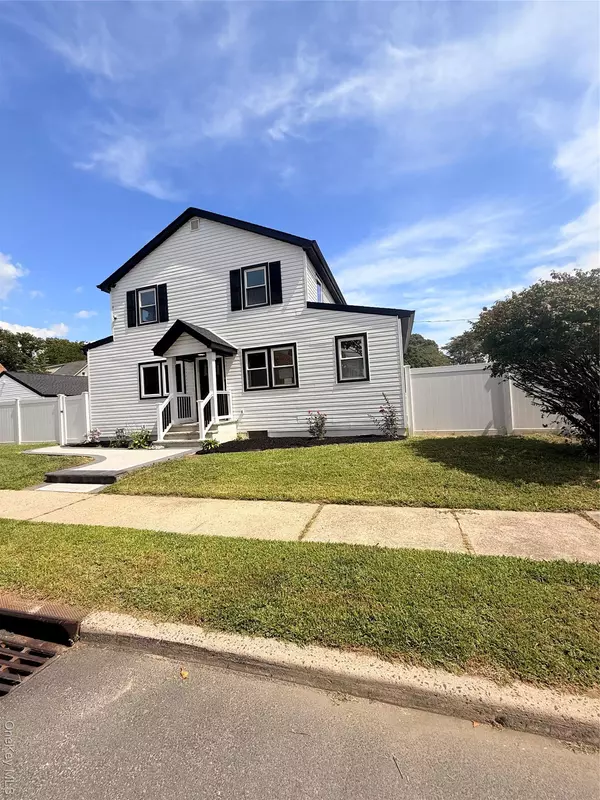 110 Saint Francis Saint Francis ST, Roosevelt, NY 11575