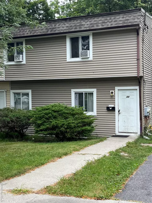 Poughkeepsie, NY 12601,11 Howard ST