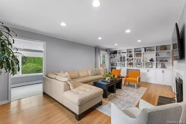 Eastchester, NY 10709,73 Middle RD