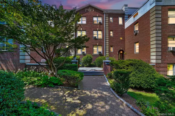 824 Palmer RD #1D, Bronxville, NY 10708