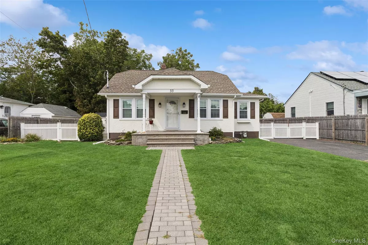 Patchogue, NY 11772,33 Schroeder LN