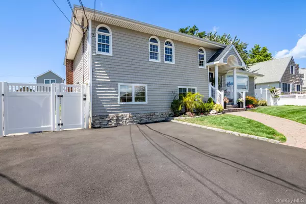 Amity Harbor, NY 11701,59 Western Concourse