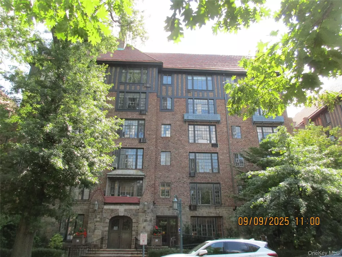 Forest Hills, NY 11375,20 Continental AVE #6L