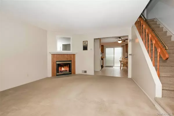 Yaphank, NY 11980,14 Franklin Commons